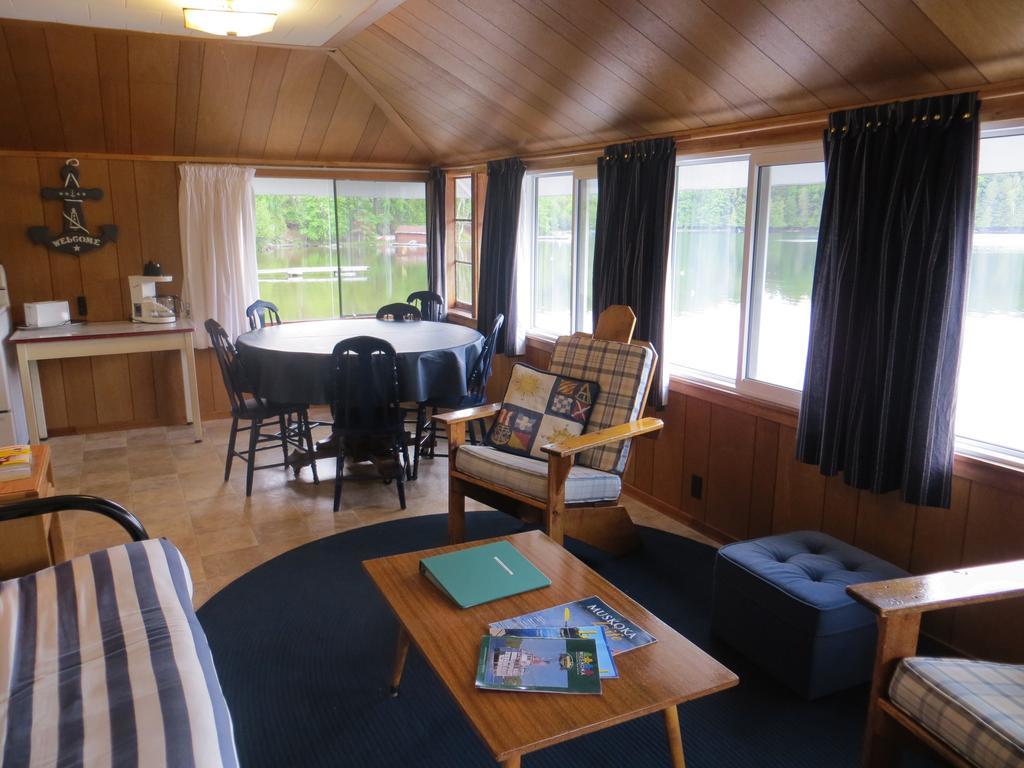 Bondi Village Cottage Resort Lake of Bays Exteriér fotografie